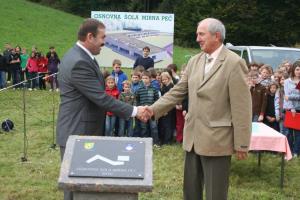 A1 temeljni kamen šole in vrtca